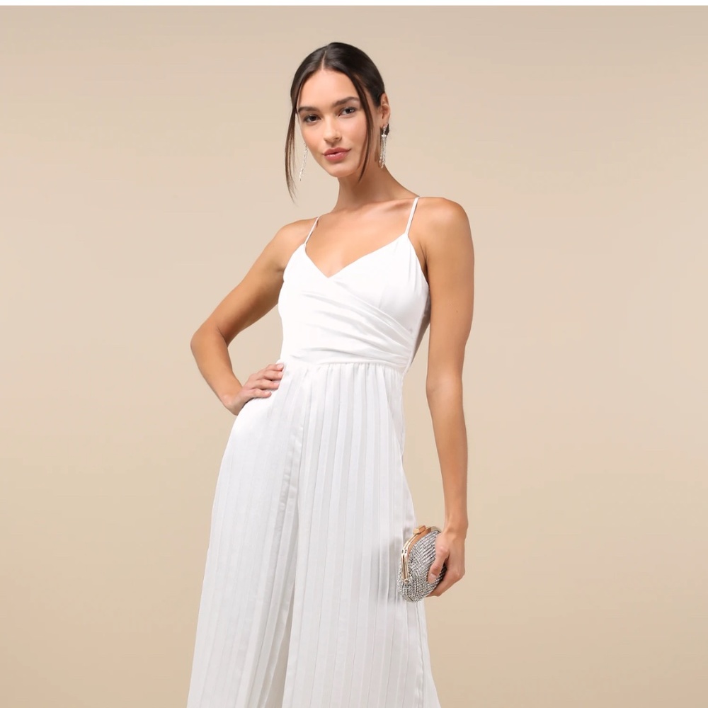 Lulus Memorably Sophisticated White Satin Pleated Backless Jumpsuit Small